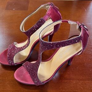Chinese Laundry Sparkling Maroon Heels
